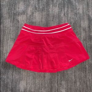 Nike women’s skirt